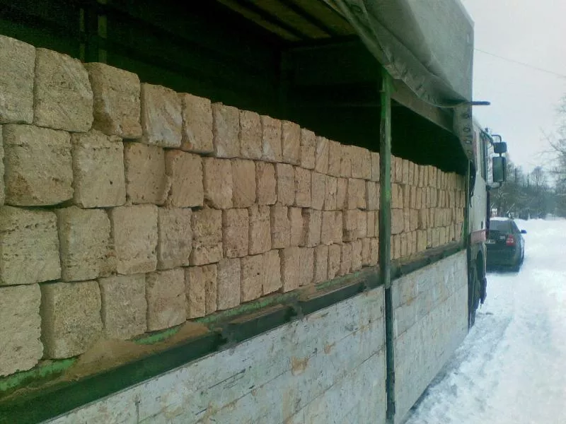 Блоки крымского ракушечника.