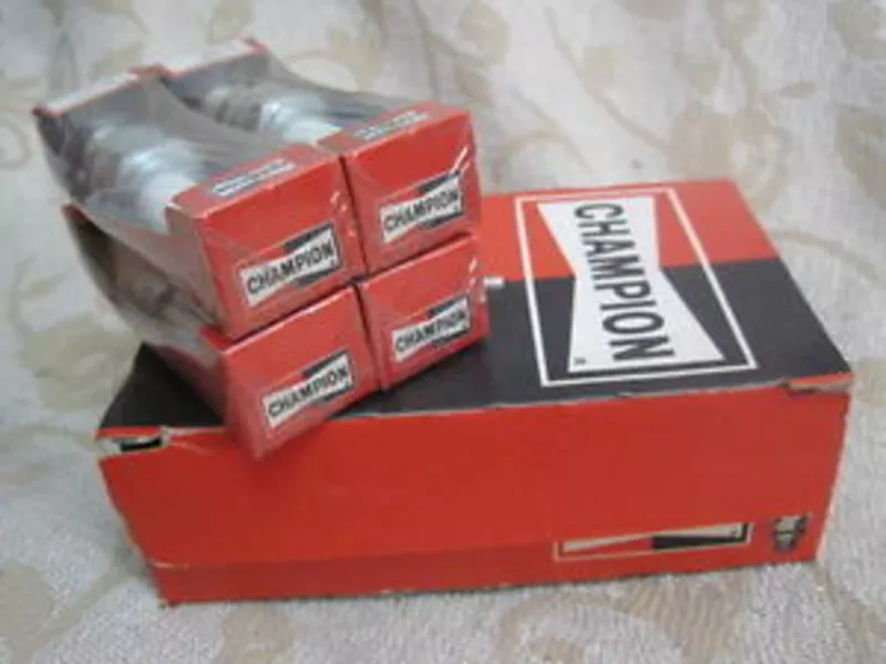 Champion Spark Plugs(Свечи зажигания) N-4, R-6 Оригинал