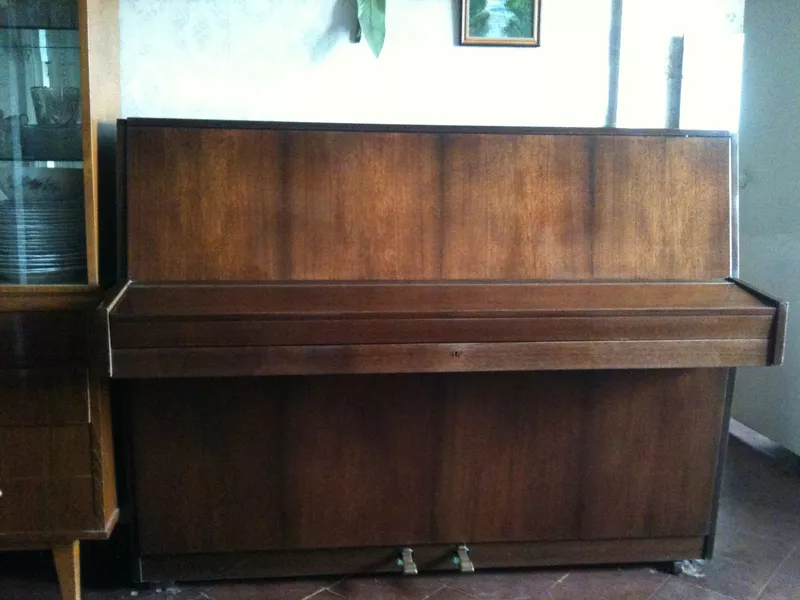 фортепиано Rönisch H-110110 2