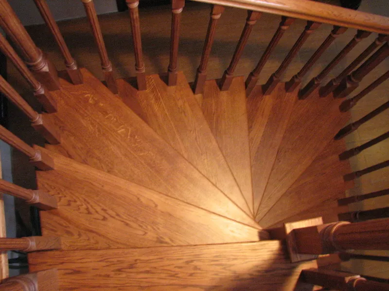 Лестницы деревянные интерьерные 2