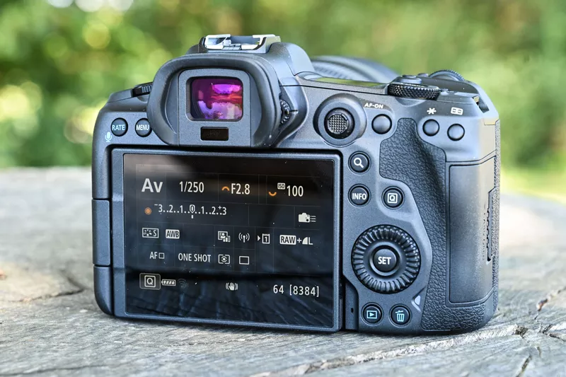 Нова беззеркальная камера canon eos r5 45.0mp 5