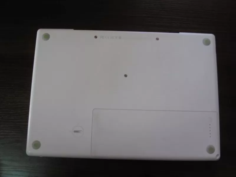 Macbook White  6