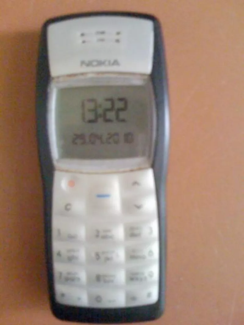 Продам телефон Nokia 1100 б/у